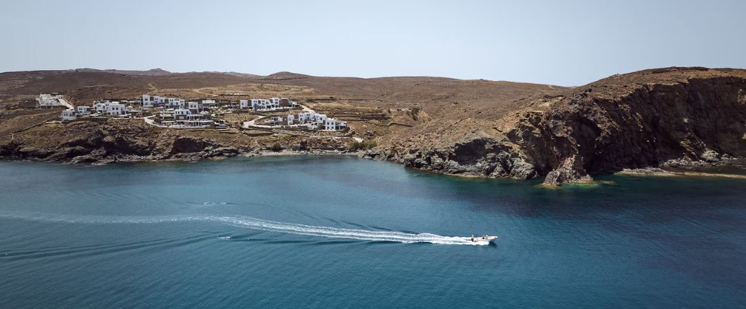 Semeli Coast, Curio Collection by Hilton ★★★★★ - Escapade luxueuse de détente et de farniente sous l’agréable soleil de Mykonos. - Mykonos, Greece