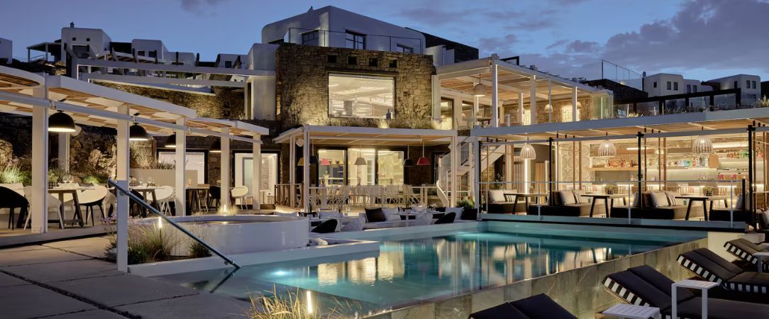 Semeli Coast, Curio Collection by Hilton ★★★★★ - Escapade luxueuse de détente et de farniente sous l’agréable soleil de Mykonos. - Mykonos, Grèce