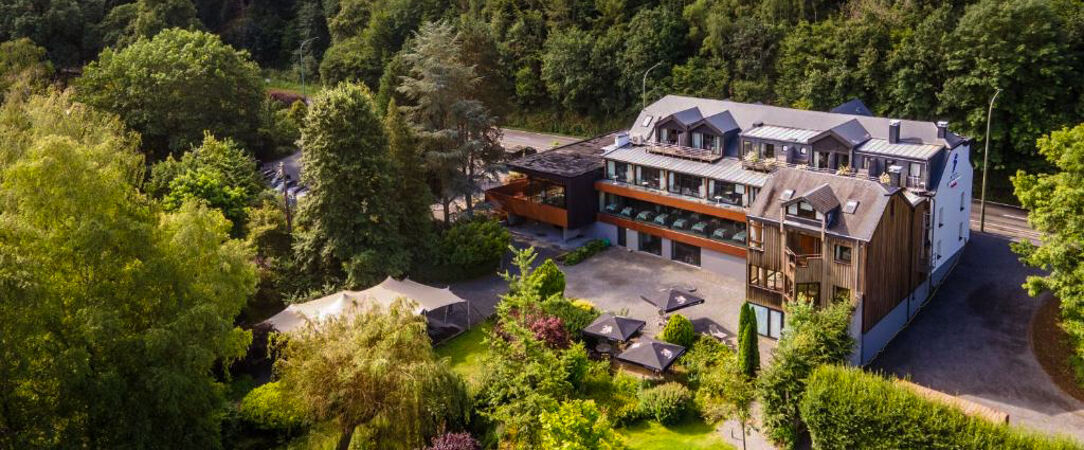 Hostellerie la Claire Fontaine ****