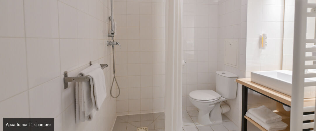 Comfort Aparthotel Versailles, St-Cyr l’École - Studios et appartements modernes, bien équipés dans une bulle de confort bien située à Versailles. - Yvelines, France