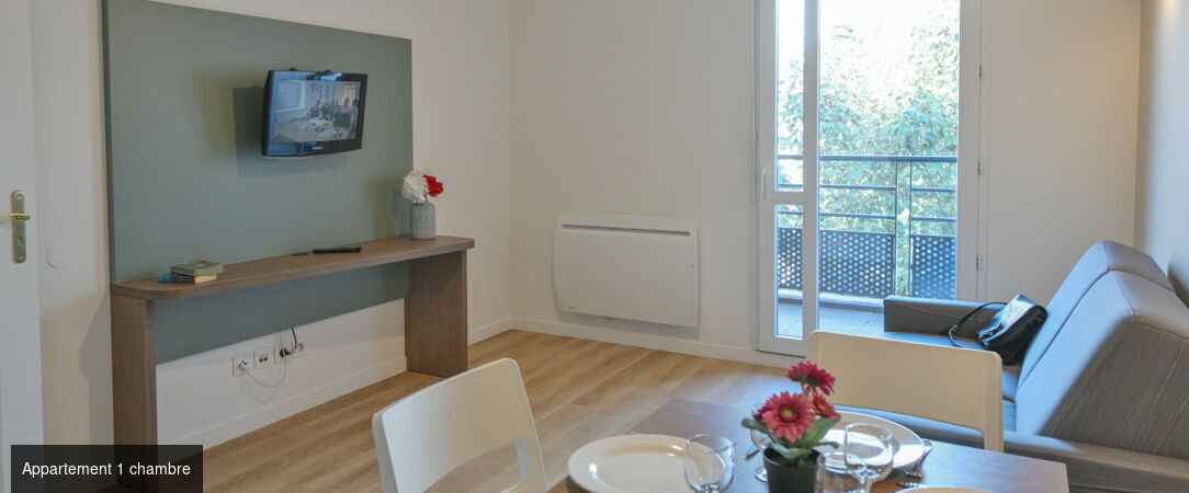 Comfort Aparthotel Versailles, St-Cyr l’École - Studios et appartements modernes, bien équipés dans une bulle de confort bien située à Versailles. - Yvelines, France