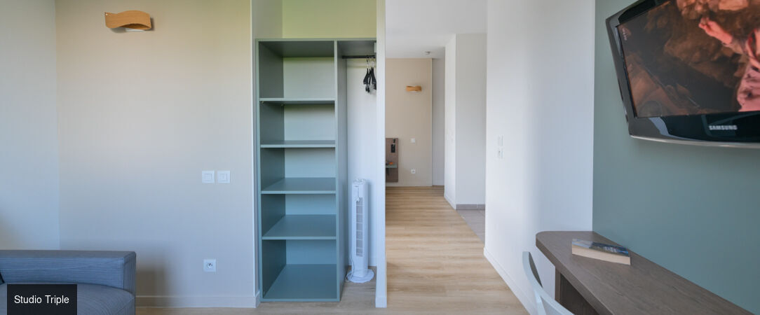 Comfort Aparthotel Versailles, St-Cyr l’École - Studios et appartements modernes, bien équipés dans une bulle de confort bien située à Versailles. - Yvelines, France