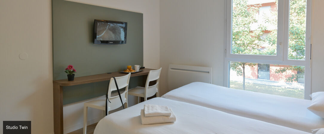 Comfort Aparthotel Versailles, St-Cyr l’École - Studios et appartements modernes, bien équipés dans une bulle de confort bien située à Versailles. - Yvelines, France