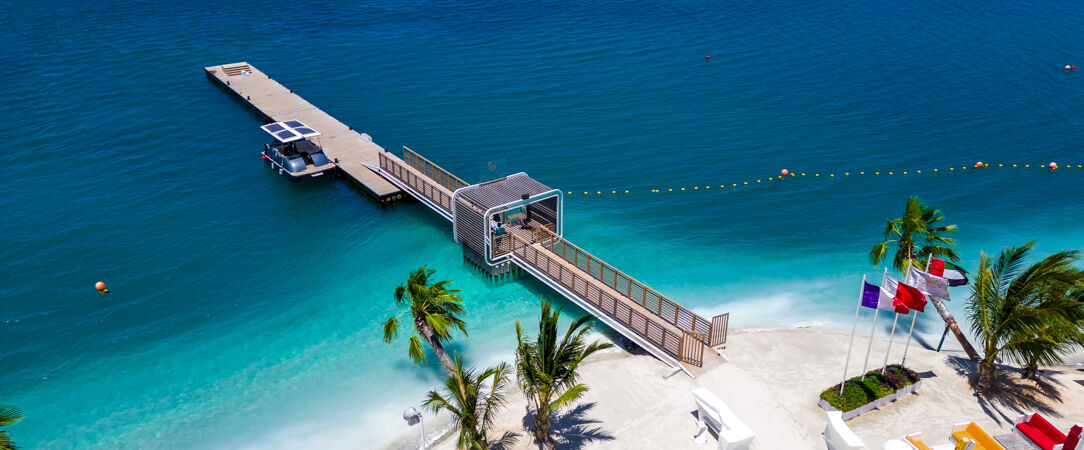 Voco Monaco  Dubaï ★★★★★ - Adults Only - Escapade d’exception à Dubaï sur les World Islands, où luxe, fête et horizons marins se rencontrent. - Dubaï, Émirats arabes unis