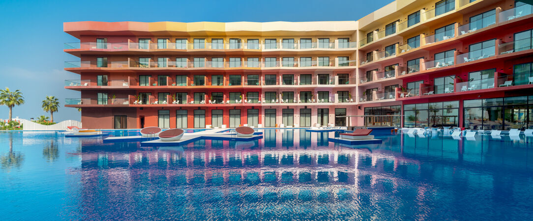 Voco Monaco  Dubaï ★★★★★ - Adults Only - Escapade d’exception à Dubaï sur les World Islands, où luxe, fête et horizons marins se rencontrent. - Dubaï, Émirats arabes unis