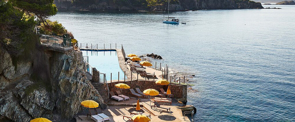 Hôtel Le Provençal - Giens ★★★★ - Un écrin mythique sur la presqu’île de Giens, entre mer, soleil du Sud et pinède. - Hyères, France