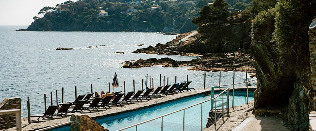 Hôtel Le Provençal - Giens ★★★★ - Un écrin mythique sur la presqu’île de Giens, entre mer, soleil du Sud et pinède. - Hyères, France