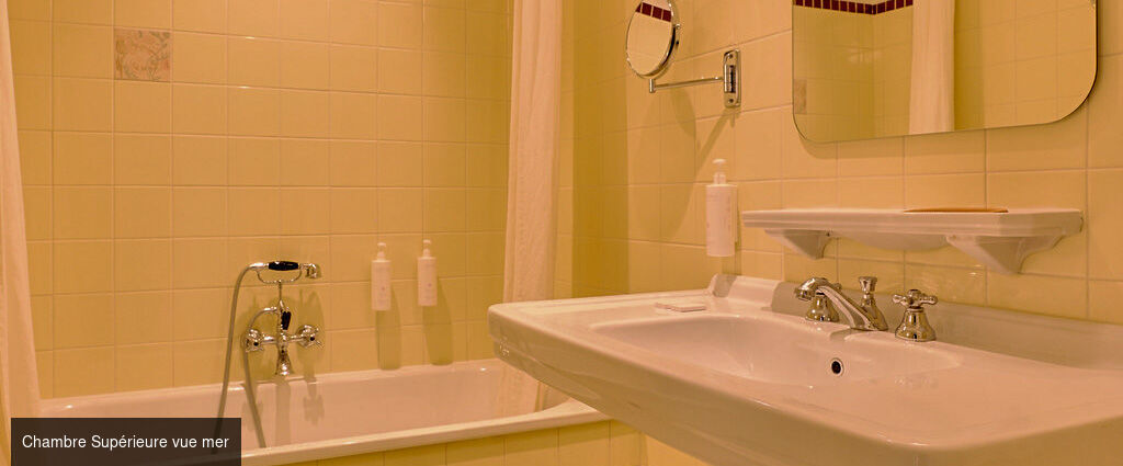 Hôtel Le Provençal - Giens ★★★★ - Un écrin mythique sur la presqu’île de Giens, entre mer, soleil du Sud et pinède. - Hyères, France