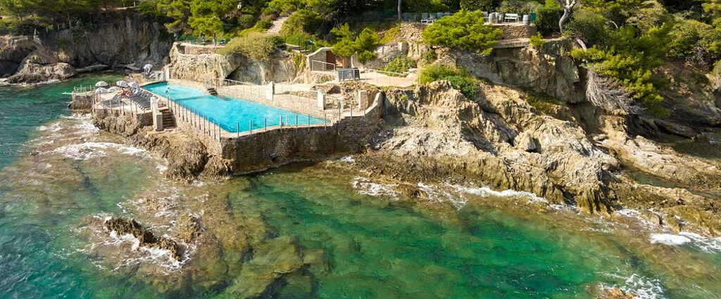 Hôtel Le Provençal - Giens ★★★★ - Un écrin mythique sur la presqu’île de Giens, entre mer, soleil du Sud et pinède. - Hyères, France