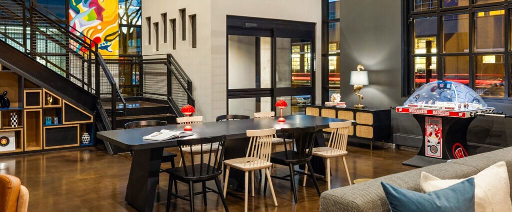 Moxy London Piccadilly Circus - Un refuge urbain chic et décontracté à l’épicentre de Londres sur Piccadilly Circus. - Londres, Royaume-Uni