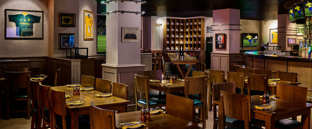 Royal Rose Abu Dhabi, a Curio Collection by Hilton Affiliated Hotel ★★★★★ - Émerveillement, élégance et émotion au cœur de l’extraordinaire cité de Dubaï. - Dubai, United Arab Emirates