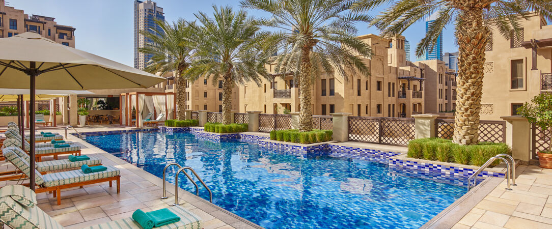 Royal Rose Abu Dhabi, a Curio Collection by Hilton Affiliated Hotel ★★★★★ - Émerveillement, élégance et émotion au cœur de l’extraordinaire cité de Dubaï. - Dubai, United Arab Emirates