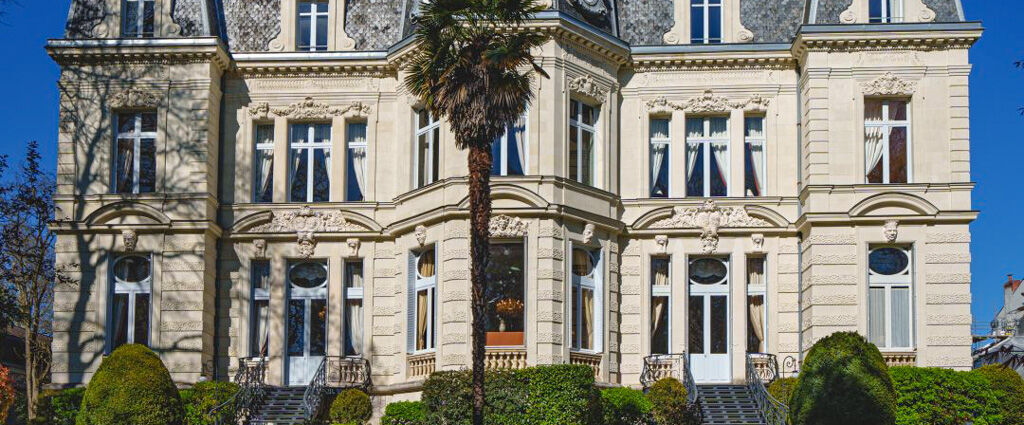 Château La Comtesse de Loire ★★★★ - Un séjour d’exception au cœur du Val de Loire, entre charmes royaux et art de vivre à la française. - Saumur, France