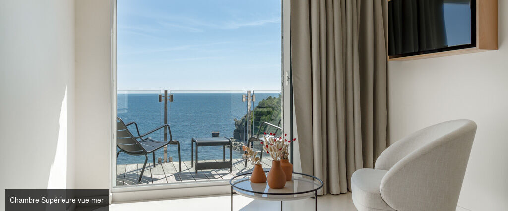 Les Elmes - Hôtel, Spa & Plage Privée ★★★★ - Une adresse d’exception posée sur le sable à Banyuls, entre la mer turquoise et les collines du Roussillon. - Banyuls-sur-Mer, France