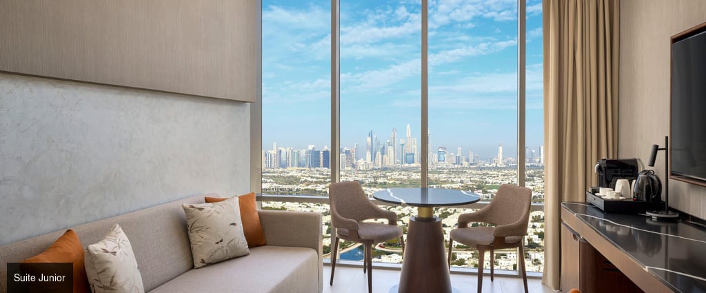 Hotel Local Dubai at Jumeirah Village Triangle ★★★★ - Une escapade élégante et inspirante au cœur du nouveau Dubaï, entre ville, plage et bien-être. - Dubaï, Émirats arabes unis