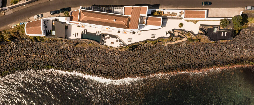 White Exclusive Suites & Villas ★★★★★ - Une adresse confidentielle au cœur de l’Atlantique, entre design et sérénité dans les Açores. - Ponta Delgada, Açores