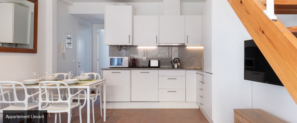 Alta House Suites 4 Vents - Begur - Un refuge méditerranéen sur la Costa Brava, dans un appartement tout confort à Begur. - Costa Brava, Espagne