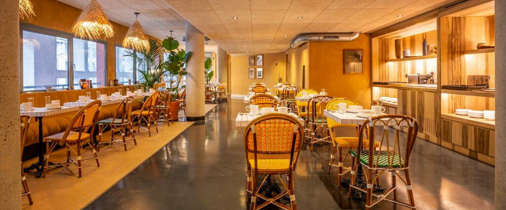 Kopster Paris Porte de Versailles ★★★★ - Une adresse design, pétillante, colorée et décontractée au cœur du 15ème. - Paris, France