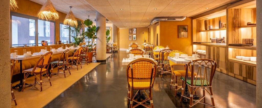 Kopster Paris Porte de Versailles ★★★★ - Une adresse design, pétillante, colorée et décontractée au cœur du 15ᵉ. - Paris, France