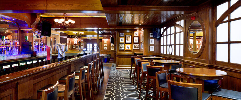 Delta Hotels by Marriott Jumeirah Beach ★★★★ - Une adresse idéale pour vivre Dubaï façon balnéaire chic, entre plage et Marina. - Dubai, United Arab Emirates