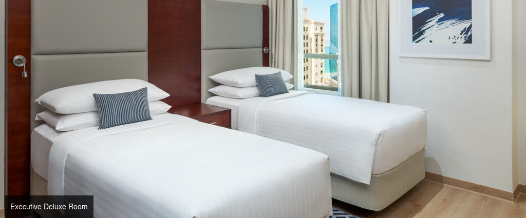 Delta Hotels by Marriott Jumeirah Beach ★★★★ - Une adresse idéale pour vivre Dubaï façon balnéaire chic, entre plage et Marina. - Dubai, United Arab Emirates