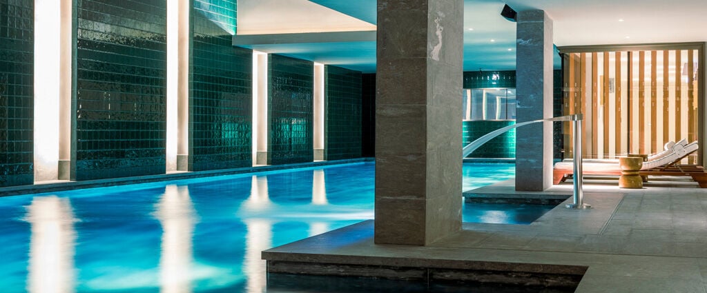 La Fondation ★★★★★ - Une toute nouvelle adresse splendide au pied des Batignolles, où l’art, le bien-être et l’élégance se rencontrent. - Paris, France