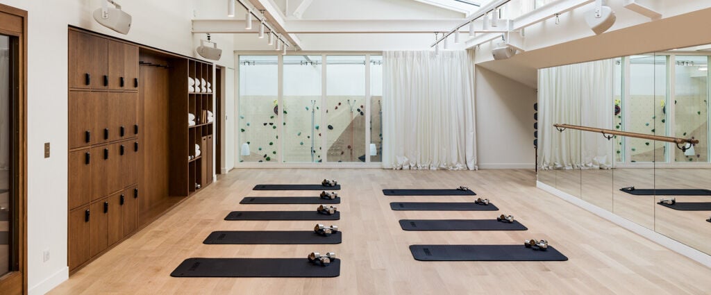 La Fondation ★★★★★ - Une toute nouvelle adresse splendide au pied des Batignolles, où l’art, le bien-être et l’élégance se rencontrent. - Paris, France