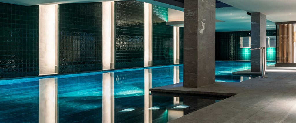 La Fondation ★★★★★ - Une toute nouvelle adresse splendide au pied des Batignolles, où l’art, le bien-être et l’élégance se rencontrent. - Paris, France