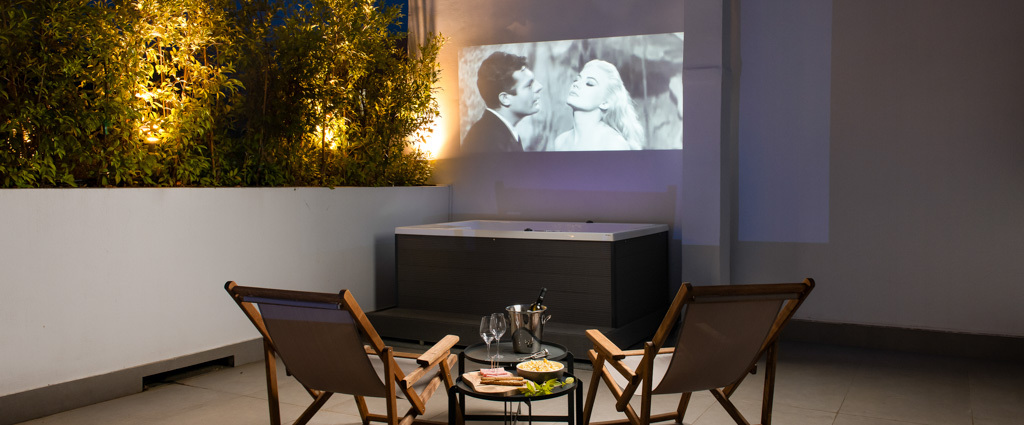 Athens Flair ★★★★ - Confort cosy, design et sophistication d’un authentique joyau néo-classique intimiste à Athènes. - Athens, Greece