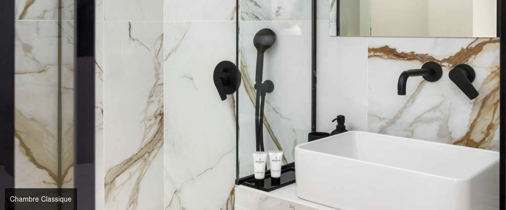 Athens Flair ★★★★ - Confort cosy, design et sophistication d’un authentique joyau néo-classique intimiste à Athènes. - Athènes, Grèce