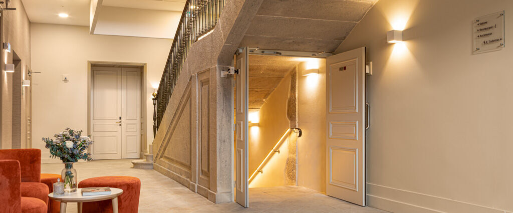 Demeures & Châteaux – Domaine & Château de Valinches - Une échappée bucolique dans un château d’exception, entre nature apaisante et douceur de vivre. - Auvergne-Rhône-Alpes, France