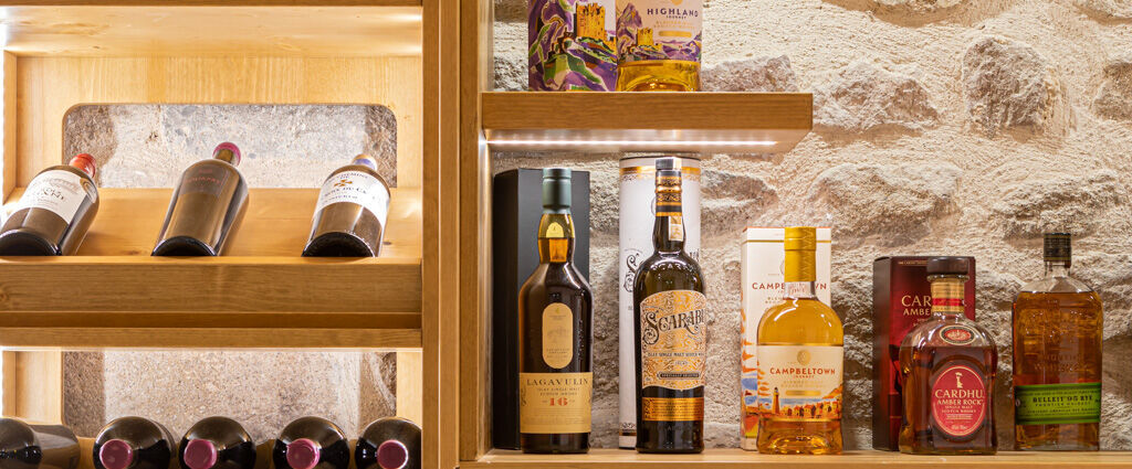 Demeures & Châteaux – Domaine & Château de Valinches - Une échappée bucolique dans un château d’exception, entre nature apaisante et douceur de vivre. - Auvergne-Rhône-Alpes, France