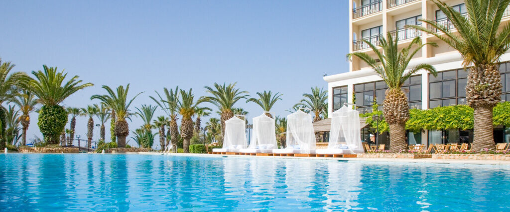 Sandy Beach Hotel & Spa ★★★★ - Une escapade chypriote tout en élégance, rythmée par la mer, le soleil et le bien-être. - Larnaca, Chypre