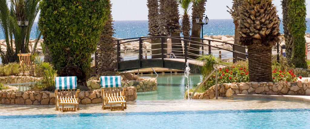 Sandy Beach Hotel & Spa ★★★★ - Une escapade chypriote tout en élégance, rythmée par la mer, le soleil et le bien-être. - Larnaca, Chypre