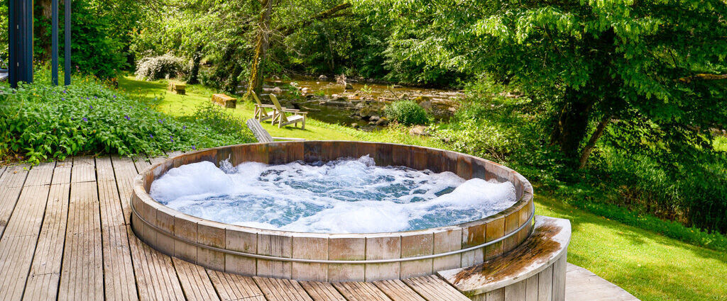 Demeures & Châteaux – Le Moulin des Templiers - Une escapade authentique au cœur du Morvan, dans un moulin du XIIᵉ siècle sublimé par la nature et le bien-être. - Bourgogne, France