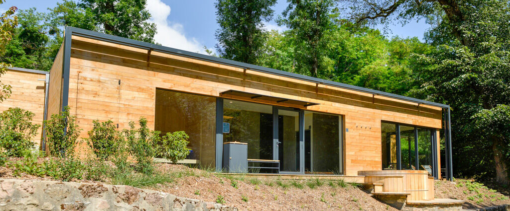 Demeures & Châteaux – Le Moulin des Templiers - Une escapade authentique au cœur du Morvan, dans un moulin du XIIᵉ siècle sublimé par la nature et le bien-être. - Bourgogne, France