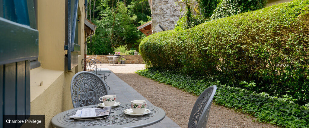 Demeures & Châteaux – Le Moulin des Templiers - Une escapade authentique au cœur du Morvan, dans un moulin du XIIᵉ siècle sublimé par la nature et le bien-être. - Bourgogne, France