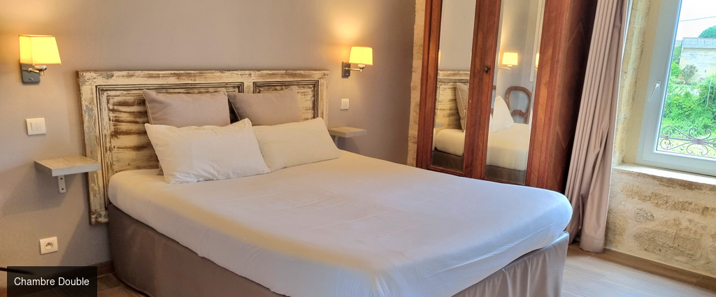 Demeures & Châteaux – Château Fleur de Roques – Puisseguin Saint-Émilion - Une parenthèse raffinée au cœur des vignobles de Saint-Émilion, entre patrimoine, nature et art de vivre bordelais. - Nouvelle-Aquitaine, France