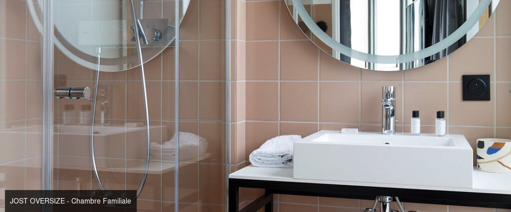 JOST Hôtel Montpellier Centre St-Roch - Un hotspot montpelliérain vivant et stylé, où dormir, savourer et s’amuser prennent une toute nouvelle dimension. - Montpellier, France