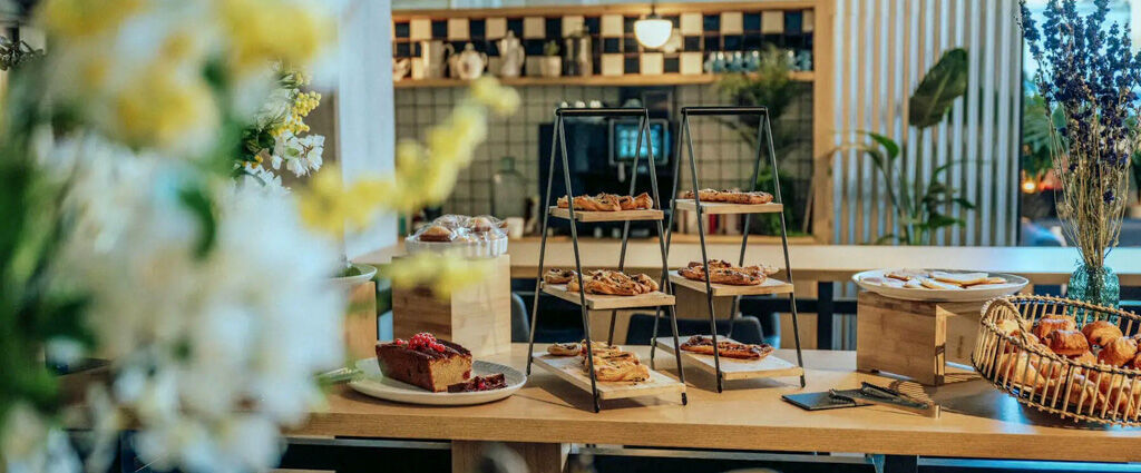 JOST Hôtel Montpellier Centre St-Roch - Un hotspot montpelliérain vivant et stylé, où dormir, savourer et s’amuser prennent une toute nouvelle dimension. - Montpellier, France