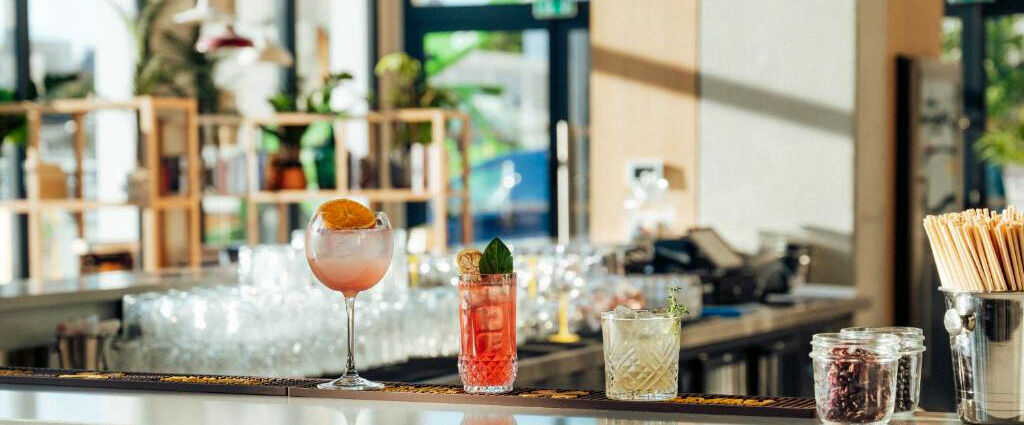 JOST Hôtel Montpellier Centre St-Roch - Un hotspot montpelliérain vivant et stylé, où dormir, savourer et s’amuser prennent une toute nouvelle dimension. - Montpellier, France