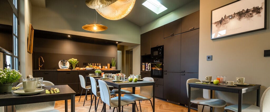 La Maison & La Demeure de Jean by Maison Bacou - Une parenthèse authentique au cœur de Carcassonne, entre charme familial et vues d’exception sur la Cité. - Carcassonne, France