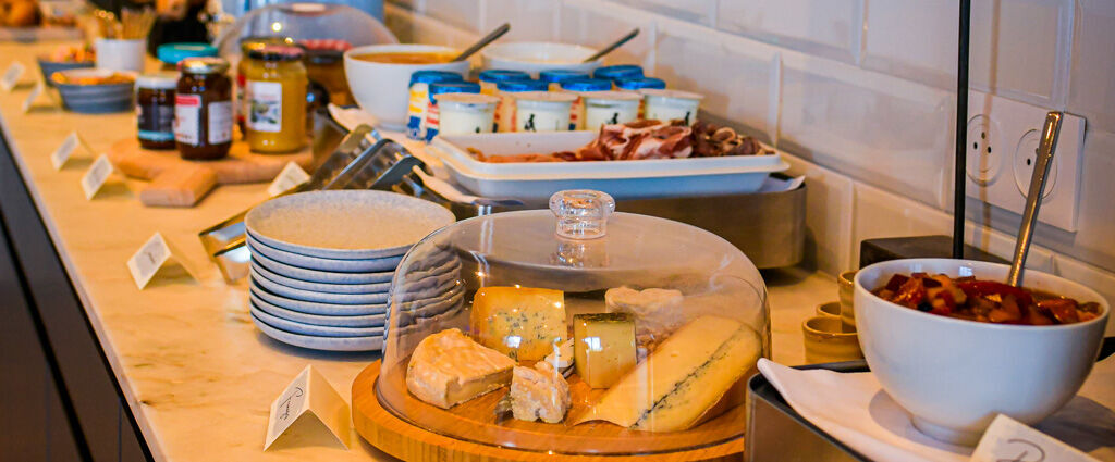 Domaine Les Crayères ★★★★★ - Un refuge d’élégance intemporelle au cœur de Reims, entre art de vivre et haute gastronomie. - Talmont-Saint-Hilaire, France