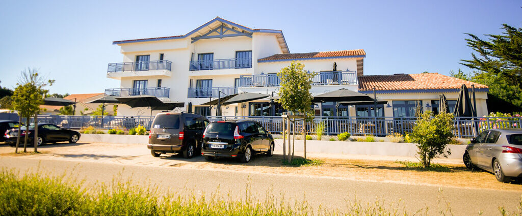 Domaine Les Crayères ★★★★★ - Un refuge d’élégance intemporelle au cœur de Reims, entre art de vivre et haute gastronomie. - Talmont-Saint-Hilaire, France