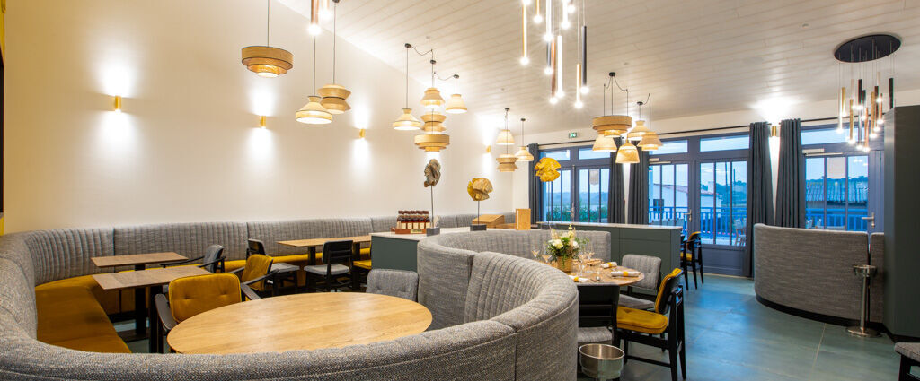 Domaine Les Crayères ★★★★★ - Un refuge d’élégance intemporelle au cœur de Reims, entre art de vivre et haute gastronomie. - Talmont-Saint-Hilaire, France