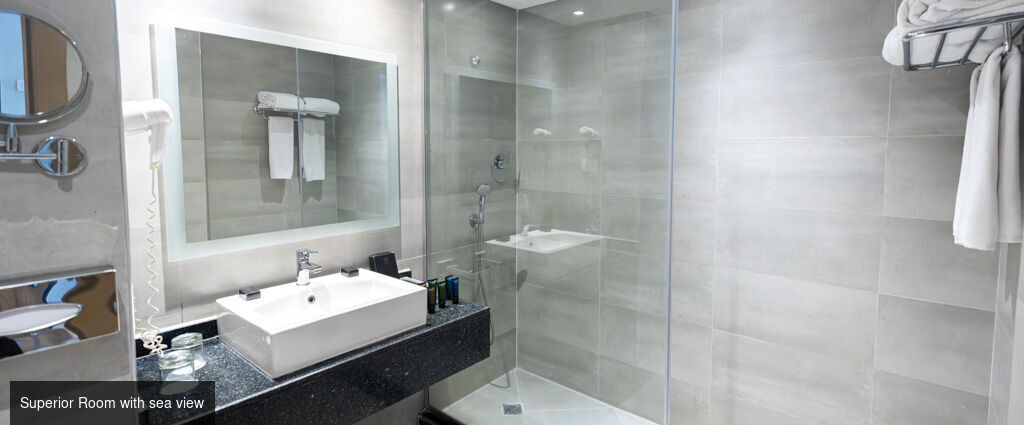 The V Luxury Resort Sahl Hasheesh ★★★★★ - Une parenthèse ensoleillée à Hurghada entre luxe et sérénité au bord de la mer Rouge, l'idéal pour profiter en famille. - Hurghada, Egypt