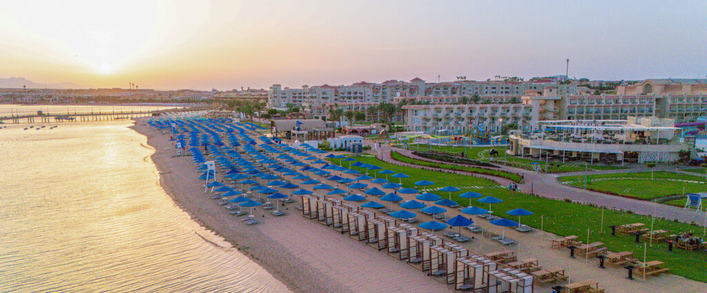 The V Luxury Resort Sahl Hasheesh ★★★★★ - Une parenthèse ensoleillée à Hurghada entre luxe et sérénité au bord de la mer Rouge, l'idéal pour profiter en famille. - Hurghada, Égypte