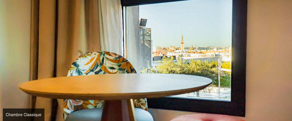 Ibis Styles Sevilla City Santa Justa - Âme sévillane, soleil généreux, escapade cosy au cœur de la Perle d’Andalousie. - Seville, Spain