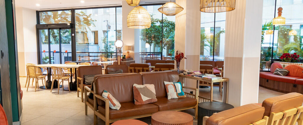 Ibis Styles Sevilla City Santa Justa - Âme sévillane, soleil généreux, escapade cosy au cœur de la Perle d’Andalousie. - Seville, Spain