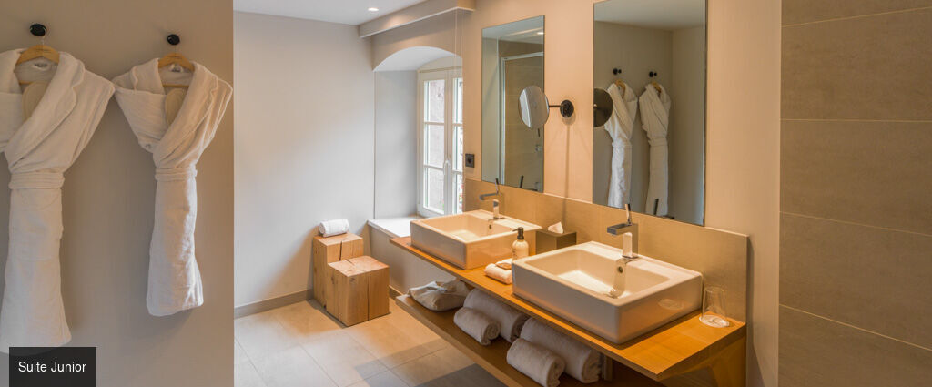 Hôtel Le Chambard ★★★★★ - Cinq étoiles prestigieux, hospitalité familiale, luxe et raffinement dans une demeure alsacienne du 18ème. - Grand Est, France